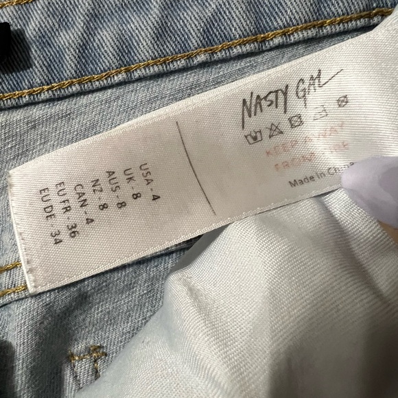 Nastygal Light Blue Denim with Silver Button Size 4 - Picture 6 of 7